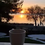 Apartment The House By The Sea - Family Memories Strats Here Paralia Avlidhos