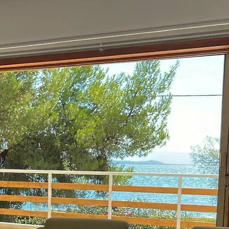 The House By The Sea - Family Memories Strats Here *